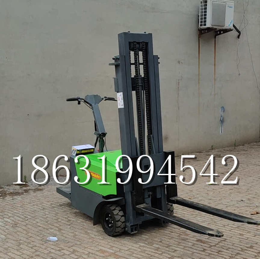 昌邑区优程全电动叉车插腿式堆高车液压装卸车1.5吨升高小型站驾式铲车